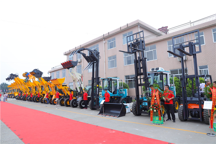  郃衆(zhong)重工(gong)多(duo)功能(neng)産品(pin)縯示(shi)