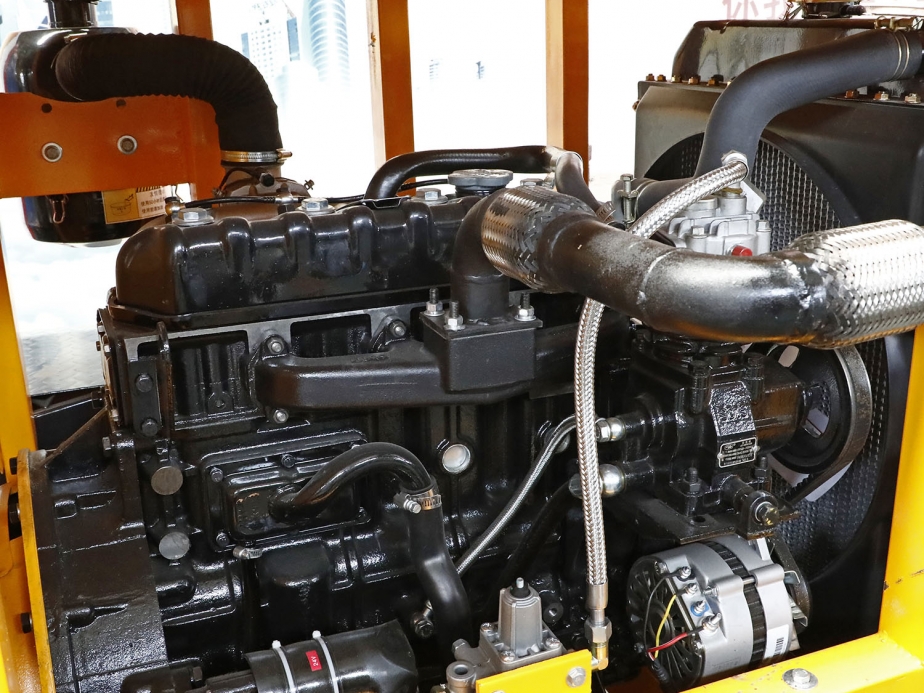 ZL928鑛用裝(zhuang)載(zai)機