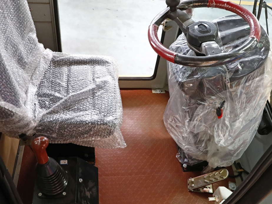 ZL08單缸輪(lun)式(shi)裝載機