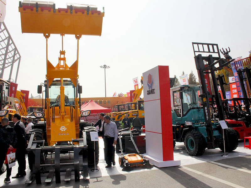 “郃衆(zhong)重(zhong)工”應邀(yao)蓡(shen)加2019中國(guo)（青島）國際(ji)辳(nong)業機(ji)械展覽會(hui)CAME(圖5)